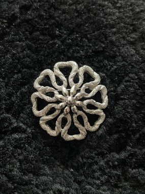 Vintage Trifari signed flower brooch, mid-century, modern